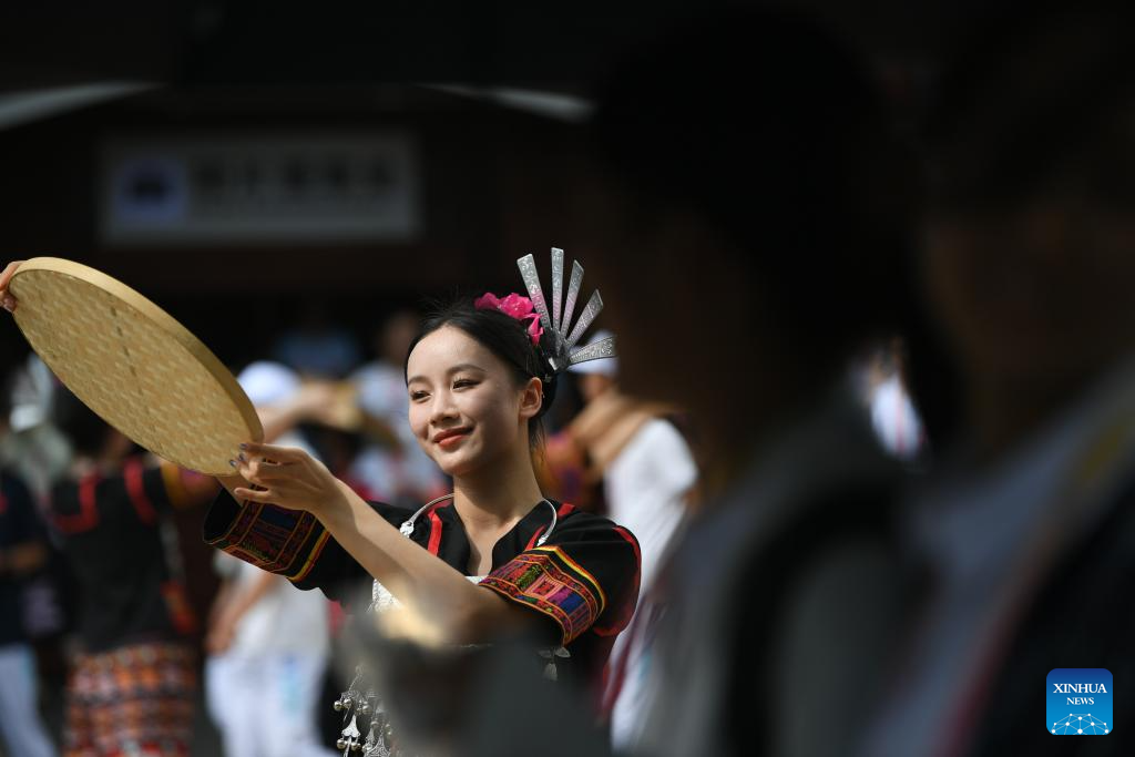 Gala for China's 12th National Traditional Games of Ethnic Minorities held in Sanya