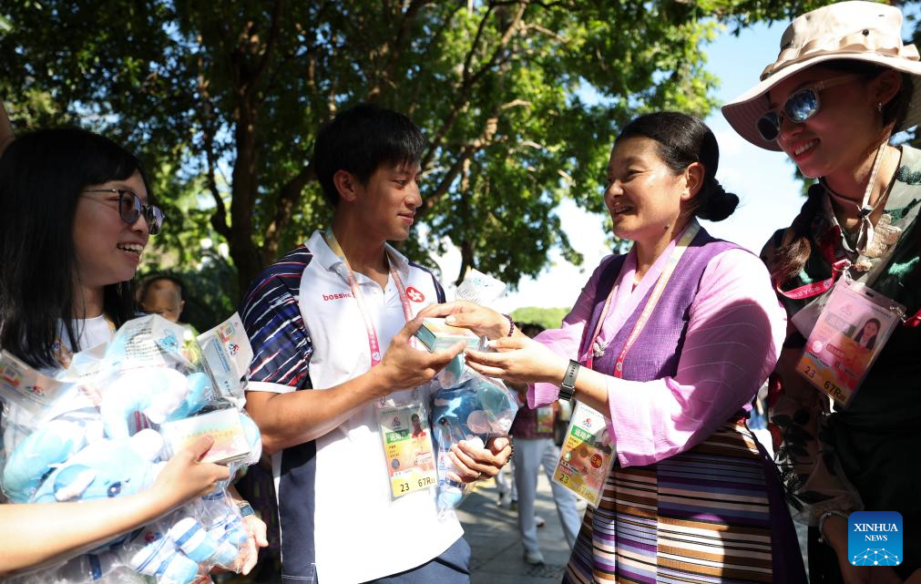 Gala for China's 12th National Traditional Games of Ethnic Minorities held in Sanya