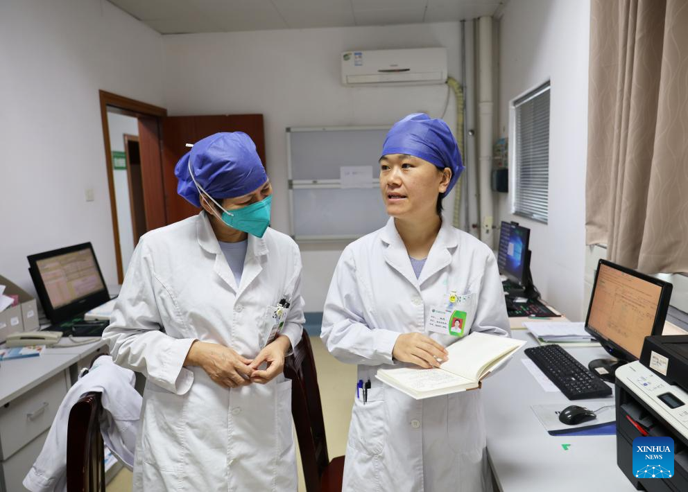 Doctor alleviates mental sufferings of HIV/AIDS patients in Guangxi, S China