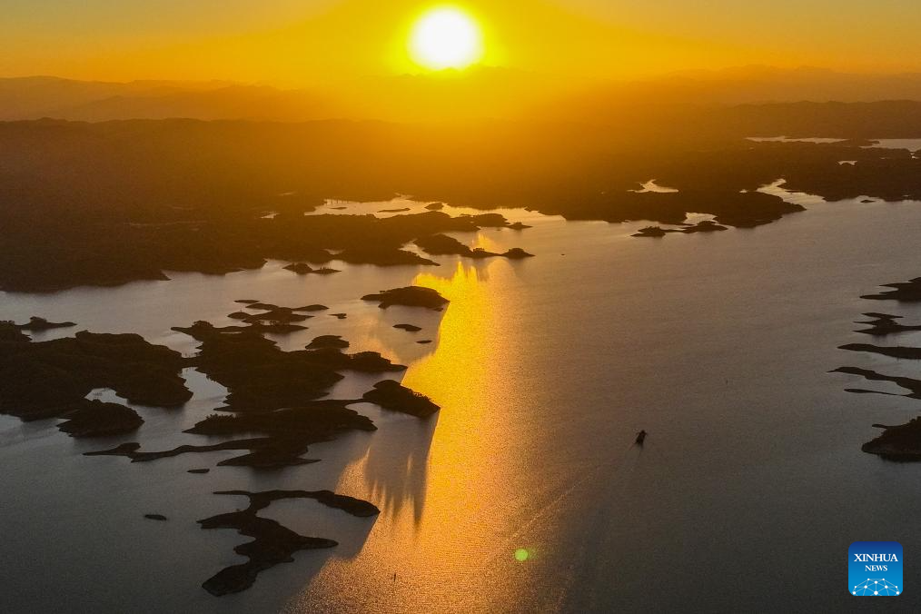 View of Danjiangkou Dam, beginning of China's South-to-North Water Diversion Project middle route