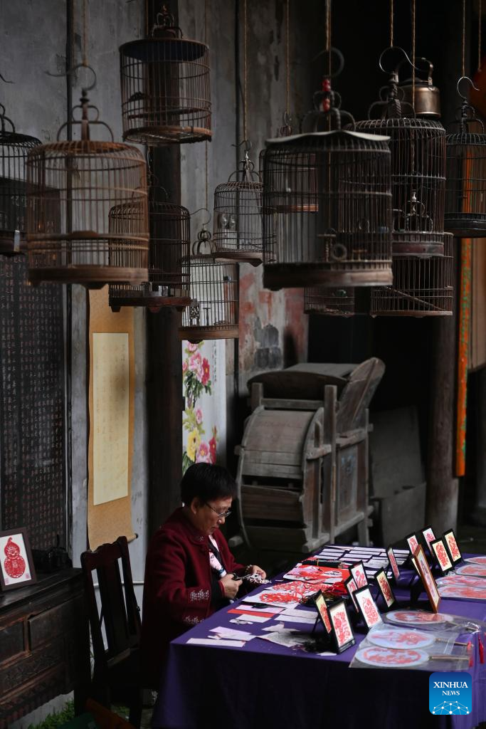 Shen'ao Village showcases cultural heritage and traditional performances in Zhejiang