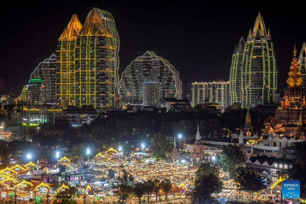 In pics: Starlight Night Market in Jinghong, Yunnan