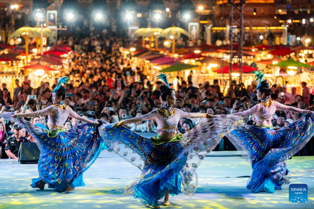 In pics: Starlight Night Market in Jinghong, Yunnan