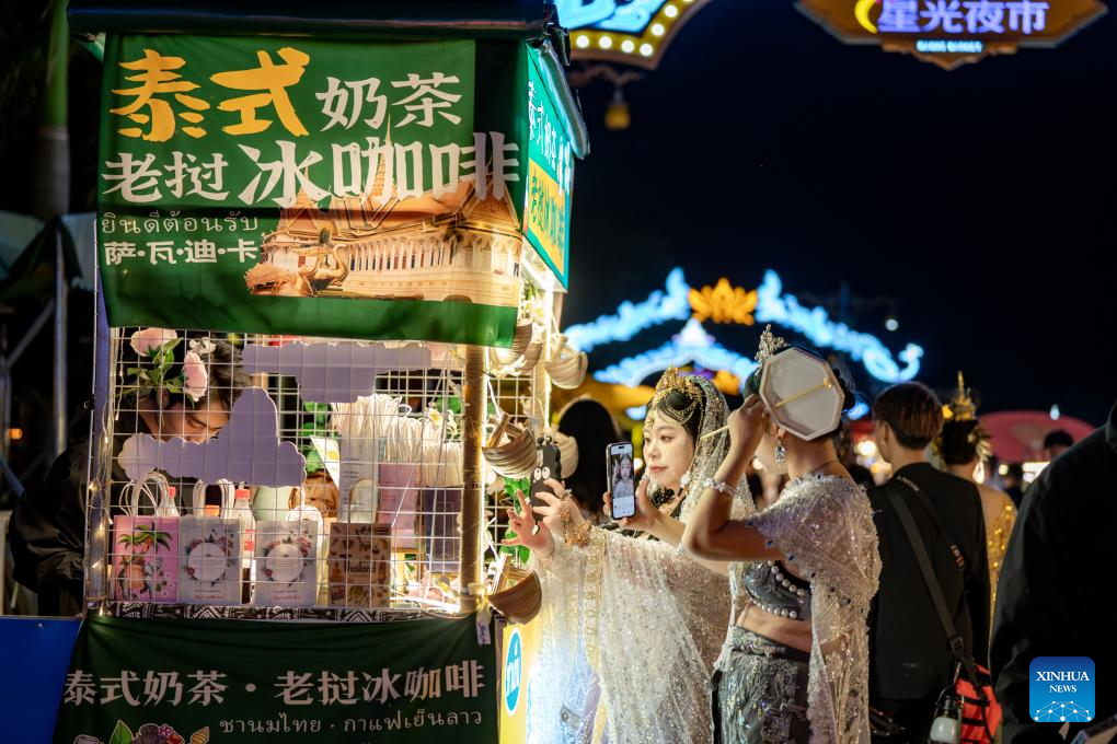 In pics: Starlight Night Market in Jinghong, Yunnan