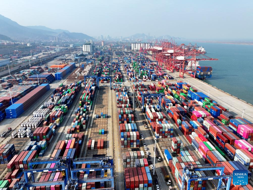 Economic Watch: China's foreign trade shows steady growth in first 11 months