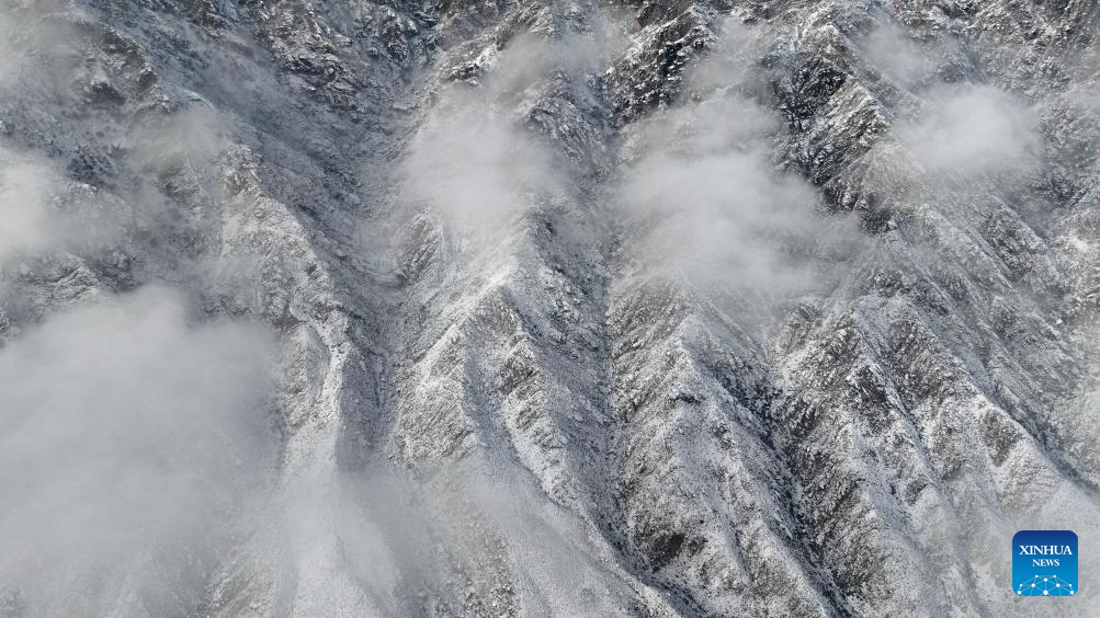 Scenery of Helan Mountain after snow in NW China's Ningxia