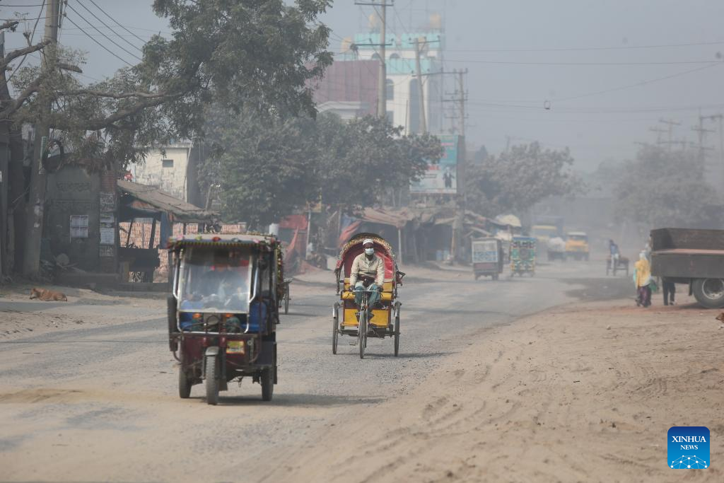 Wintertime air pollution peaks in Bangladesh