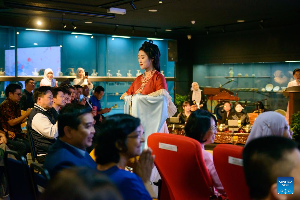 Exhibition on traditional Chinese Hanfu held in Kuala Lumpur