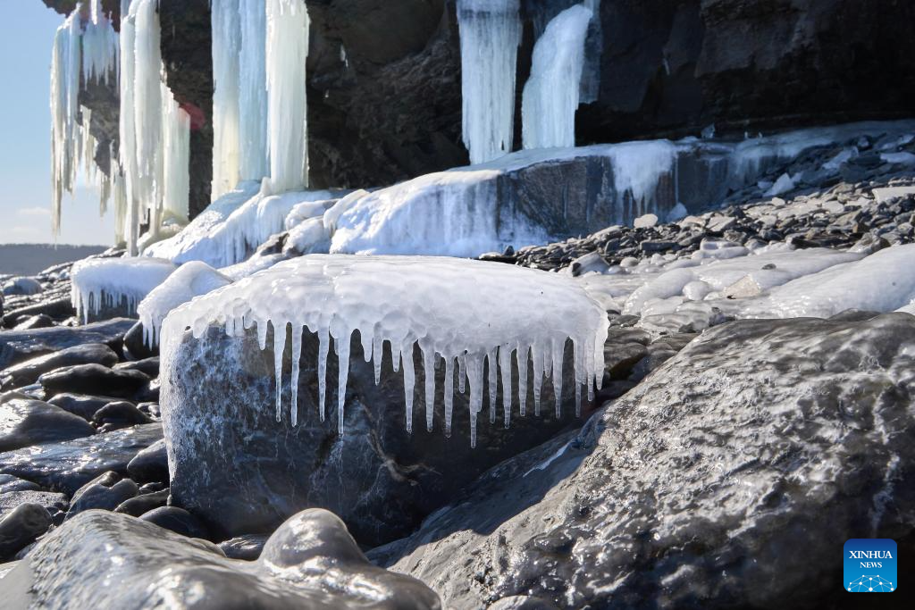 Massive icefalls seen on seashore of Vladivostok, Russia