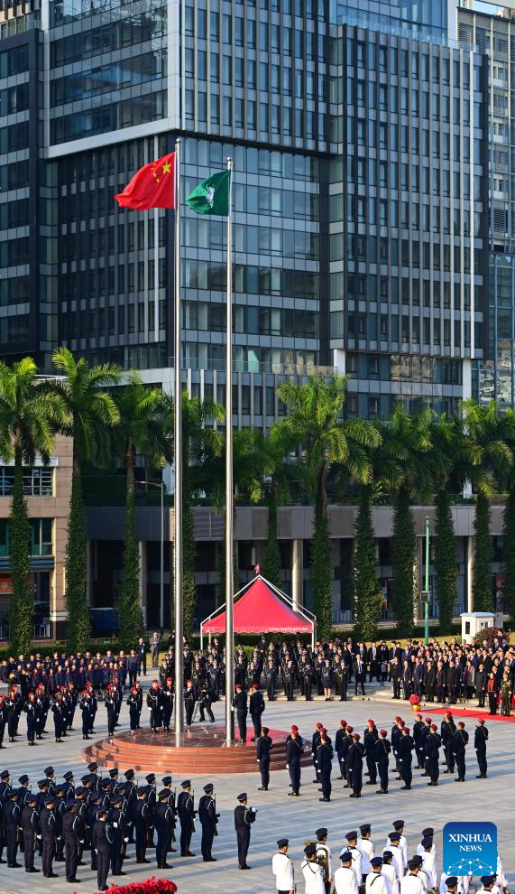 Flag-raising ceremony held to mark 25th anniversary of Macao's return to motherland