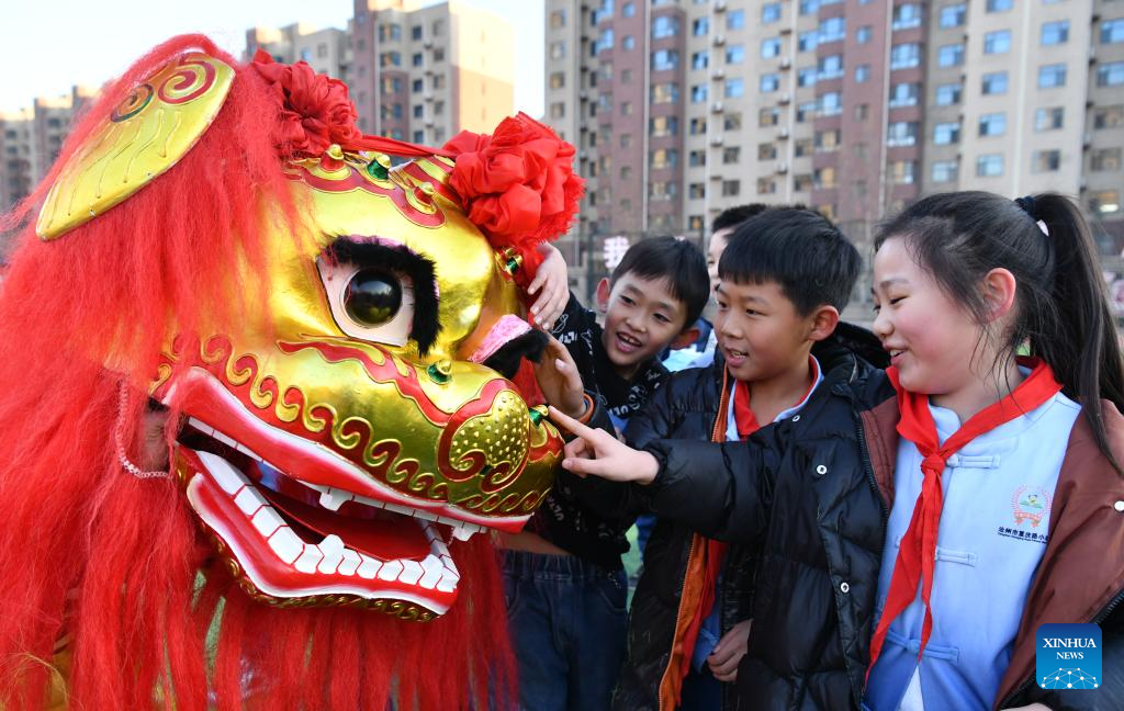 Traditional Chinese art of Cangxian Lion Dance well passed on in Hebei