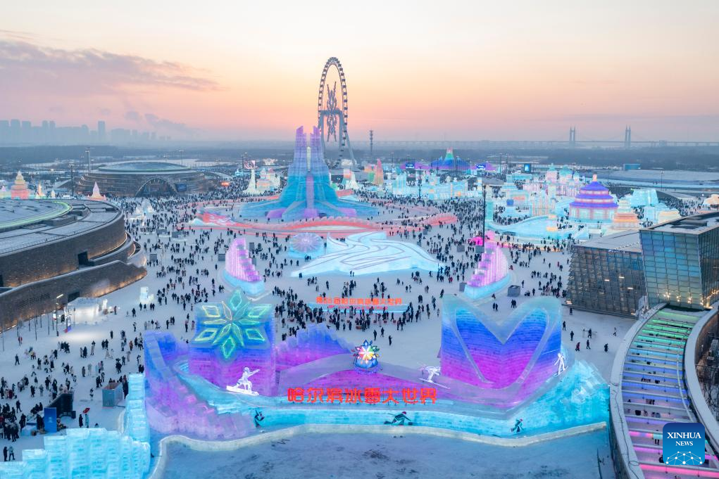 World's largest ice-and-snow theme park opens on Winter Solstice in China's 