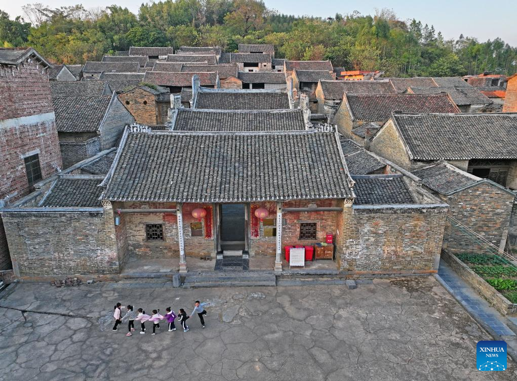 View of Longteng Hamlet in south China's Guangxi