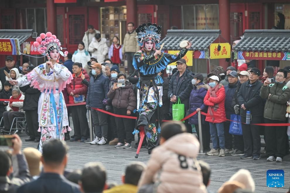 New Year's Day celebrated across China