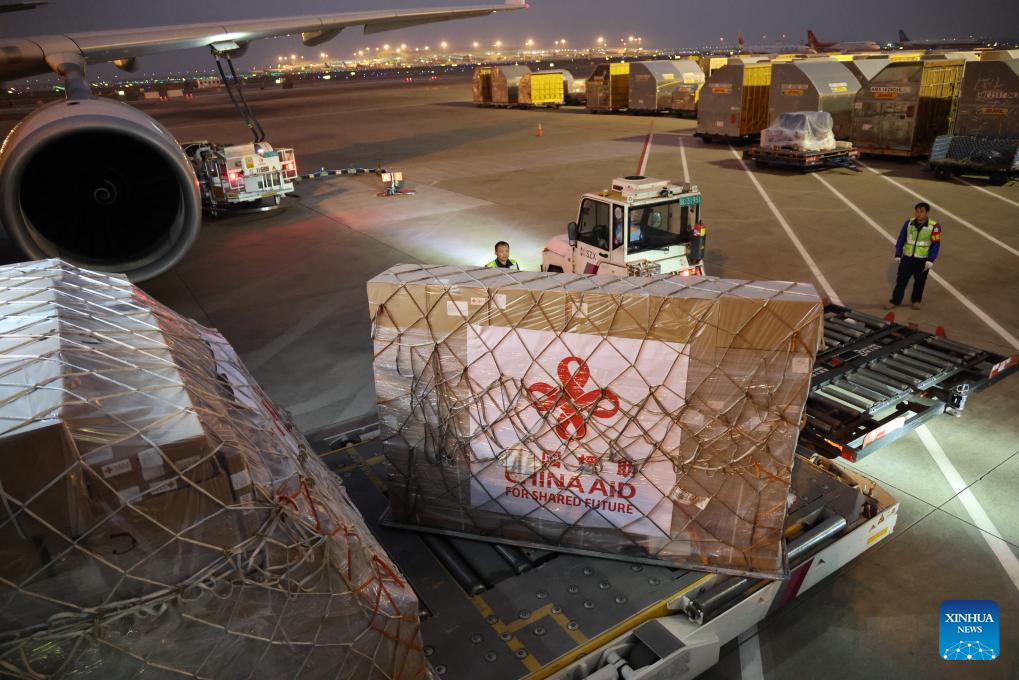 China sends emergency relief supplies to quake-hit Vanuatu