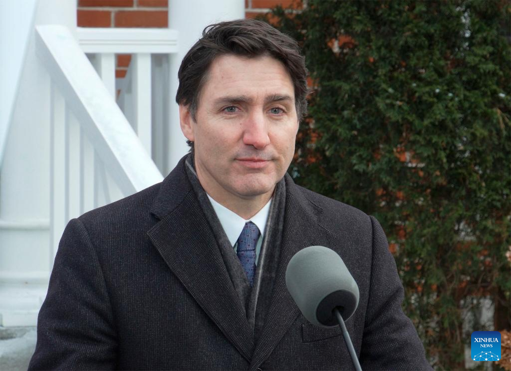 Canadian PM to step down while opposition complains 