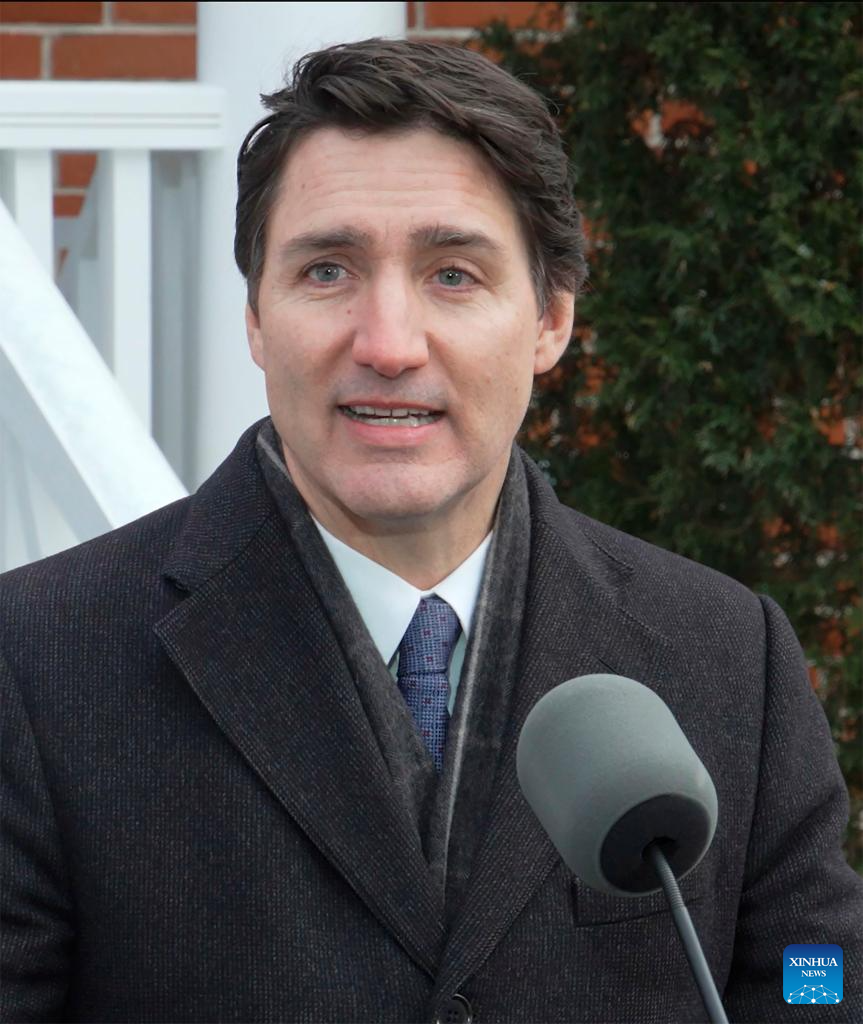 Canadian PM to step down while opposition complains 