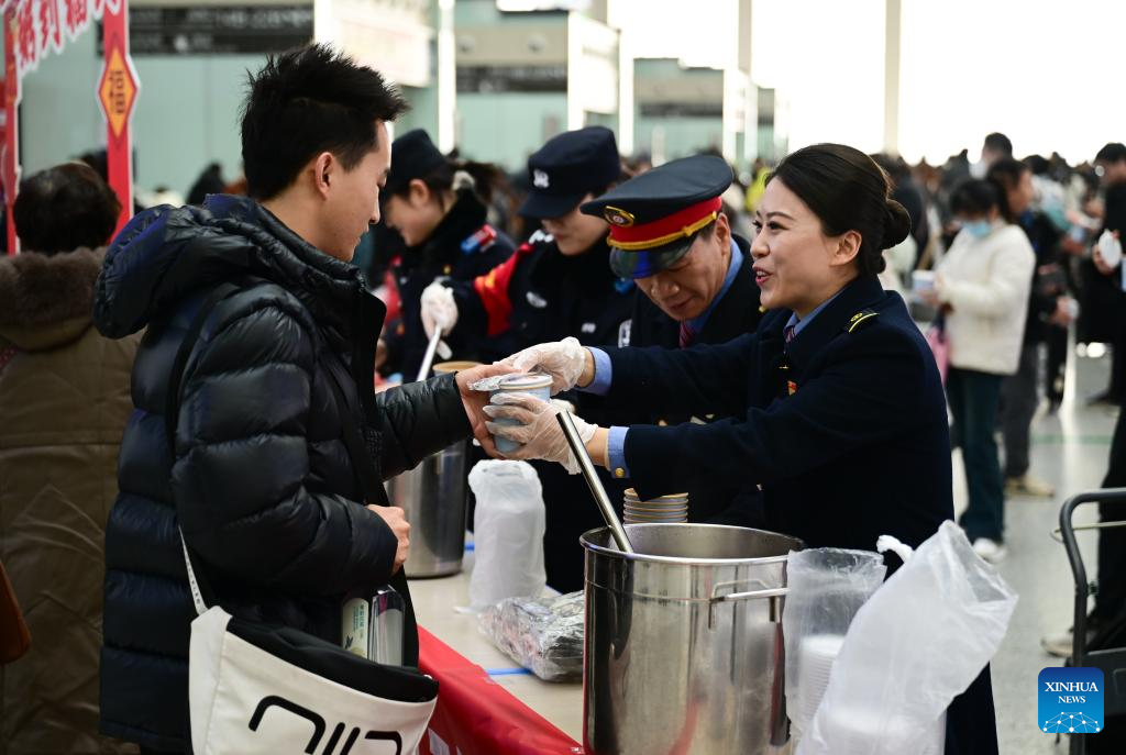 Various activities held across China to welcome upcoming Laba Festival