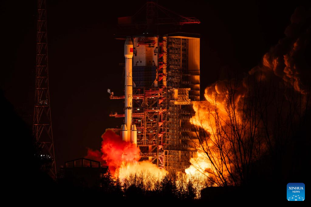 China launches test satellite for orbital refueling