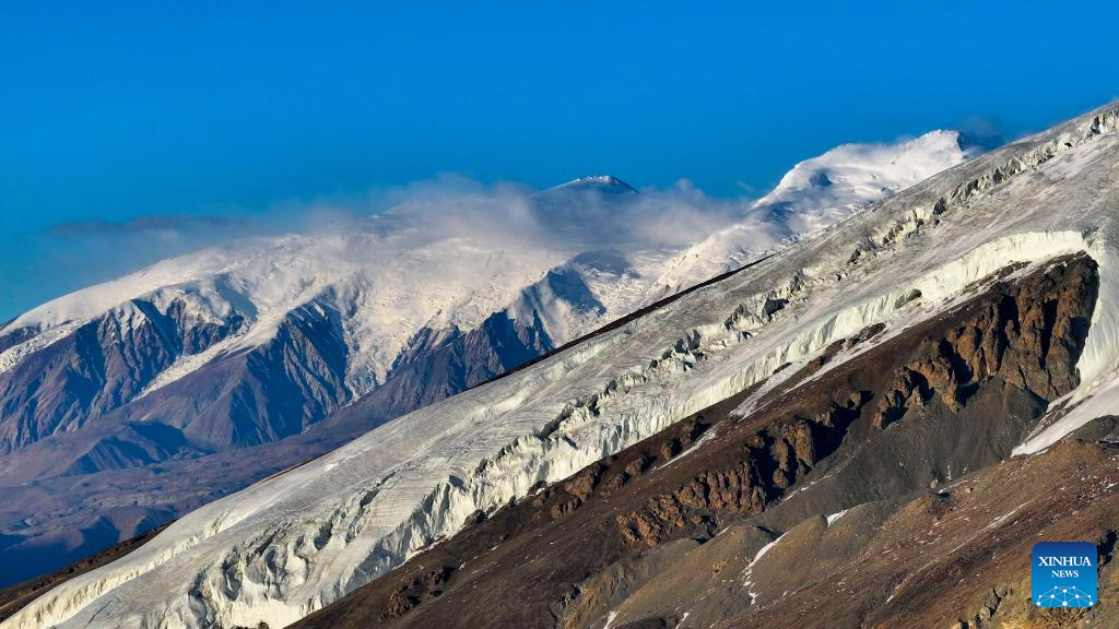 Winter view of Mount Muztagata in NW China's Xinjiang