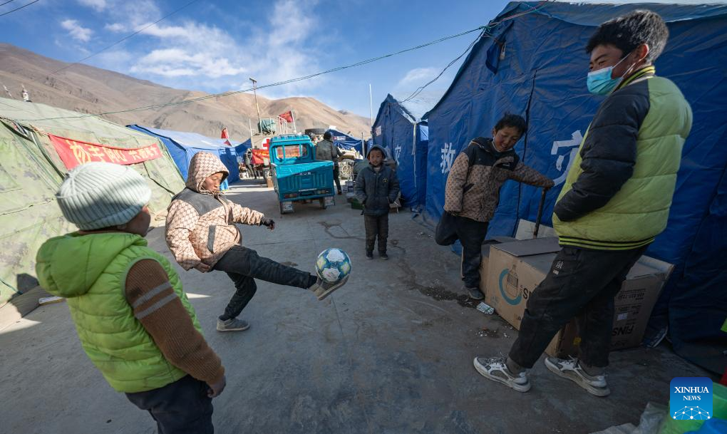 Resettlement work picks up to ensure safe and warm winter in quake-hit Dingri