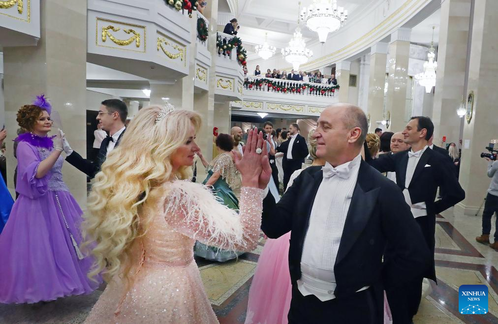 Ball held to welcome upcoming old calendar New Year in Minsk