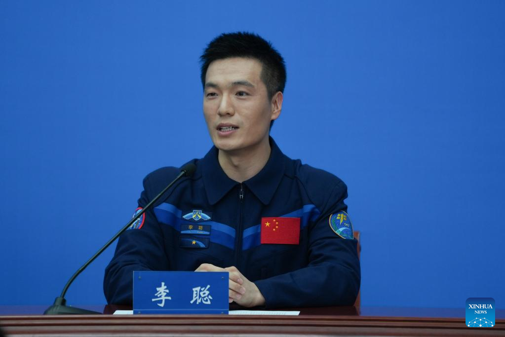 Shenzhou-18 astronauts meet press after return from space