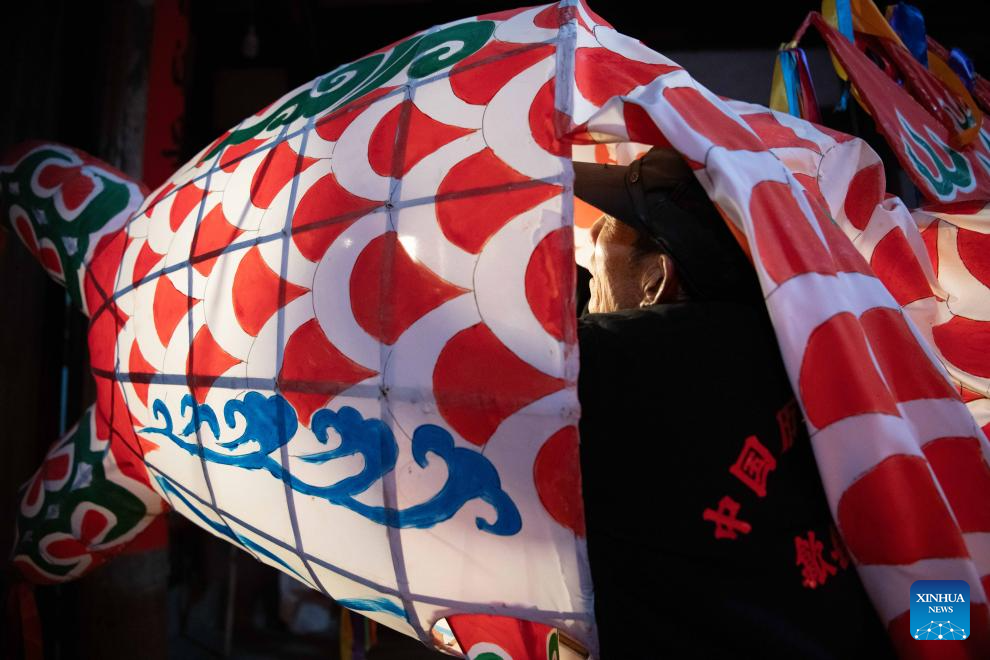 Traditional fish-shaped lanterns embrace new vitality in Shexian, E China