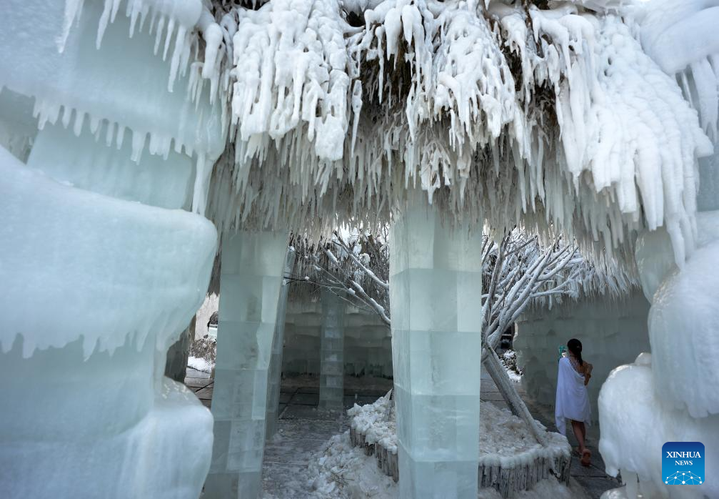 In pics: hot spring resort in Shenyang, NE China