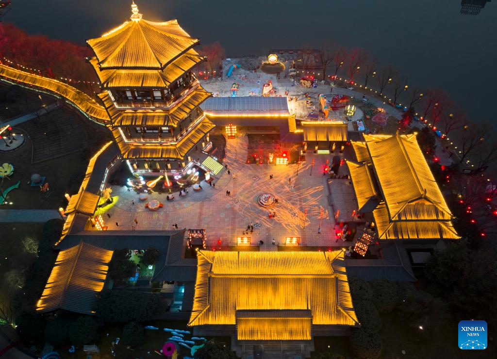 2025 Chang'an Lantern Festival opens in Xi'an