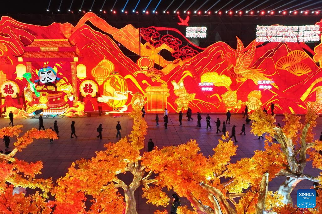 2025 Tangshan Nanhu Spring Festival lantern fair opens