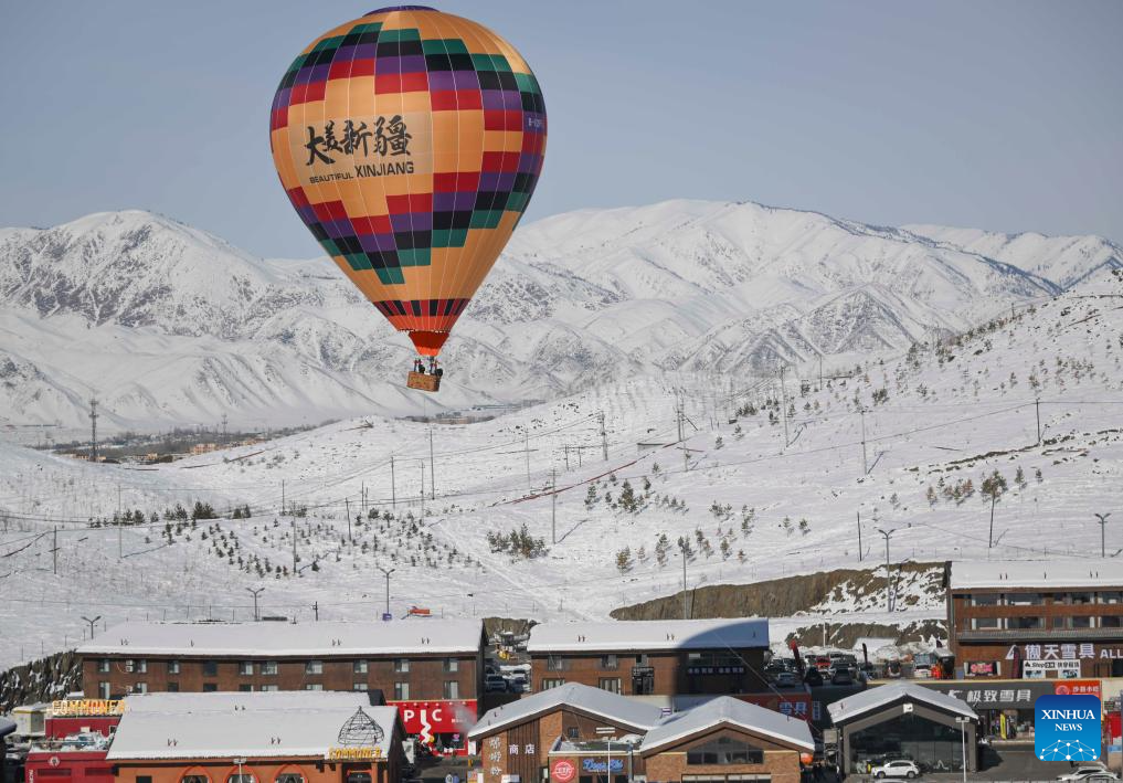 Ice-and-snow industry boosts winter tourism in Altay, China's Xinjiang