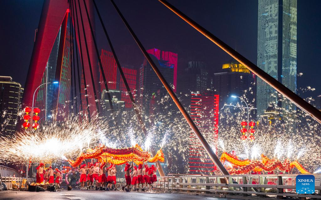 Tongliang Dragon Dance staged in SW China's Chongqing