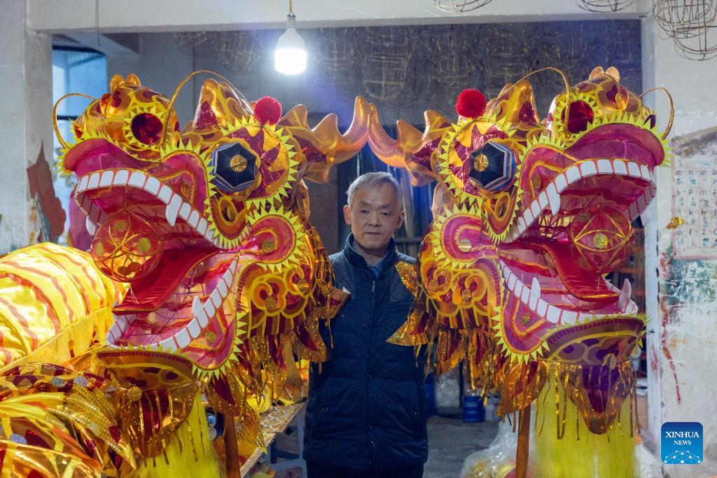 Tongliang Dragon Dance staged in SW China's Chongqing