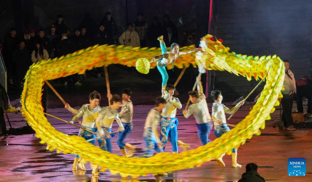 Tongliang Dragon Dance staged in SW China's Chongqing