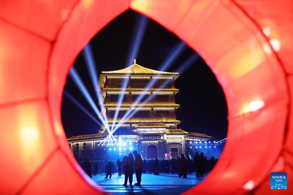 People enjoy various activities across China during Spring Festival