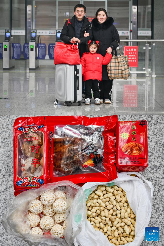 People package specialities from home as Spring Festival holiday comes to end