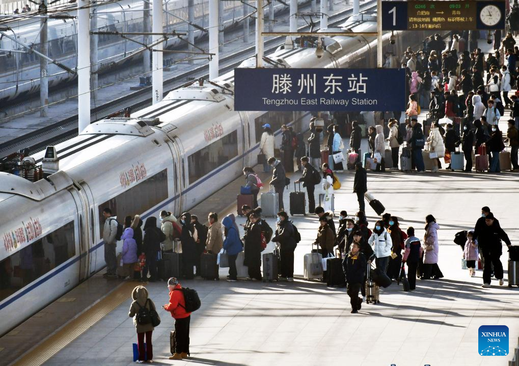 Passenger trips increase as Spring Festival holiday comes to end in China