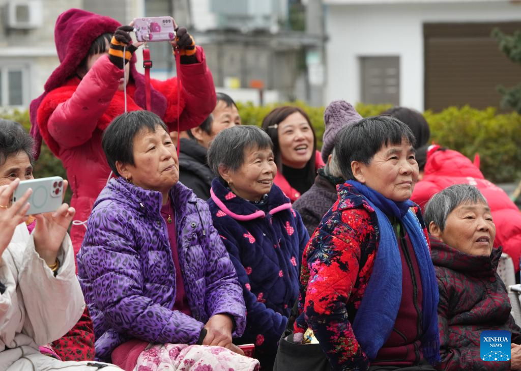 Shaoxing Opera performed in E China's Zhejiang