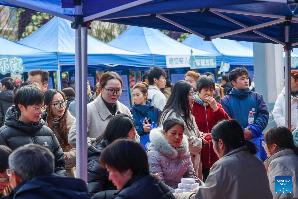 Job fair held in Jiande City in E China