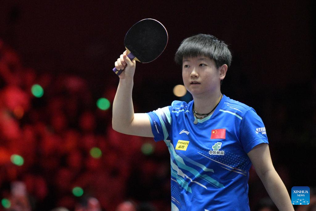 China's Sun, Lin snatch singles titles at WTT Singapore Smash