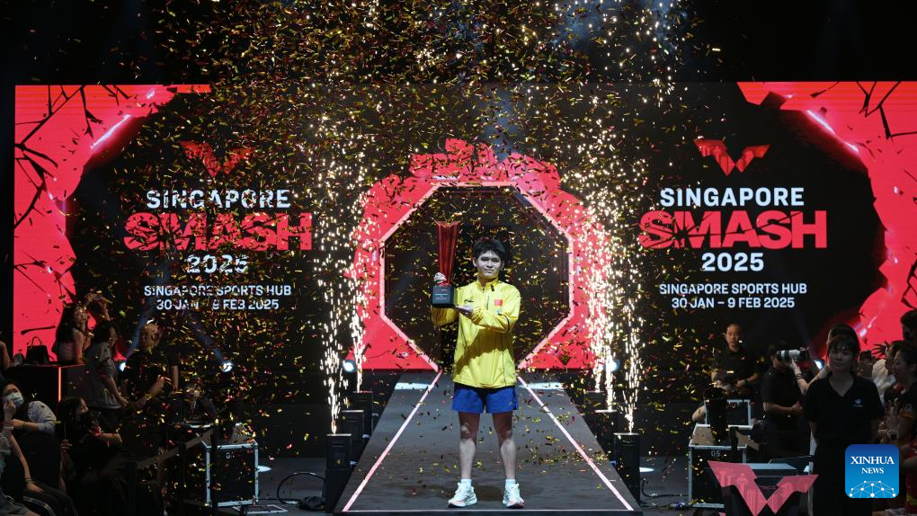 China's Sun, Lin snatch singles titles at WTT Singapore Smash