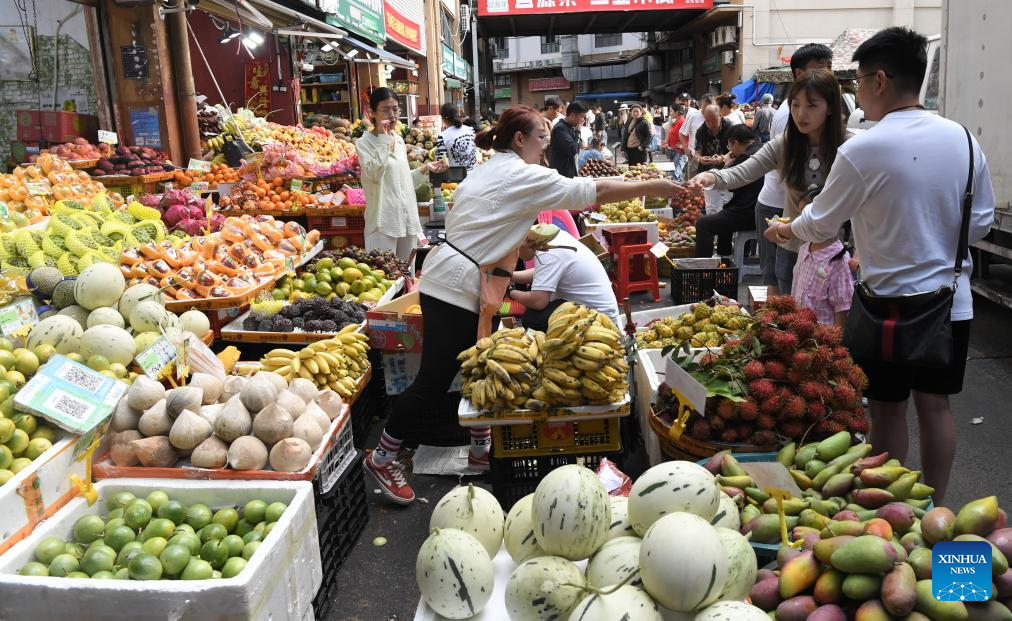 A glimpse of food market in Sanya, China's Hainan