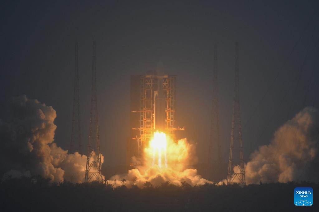 China launches satellites for internet constellation