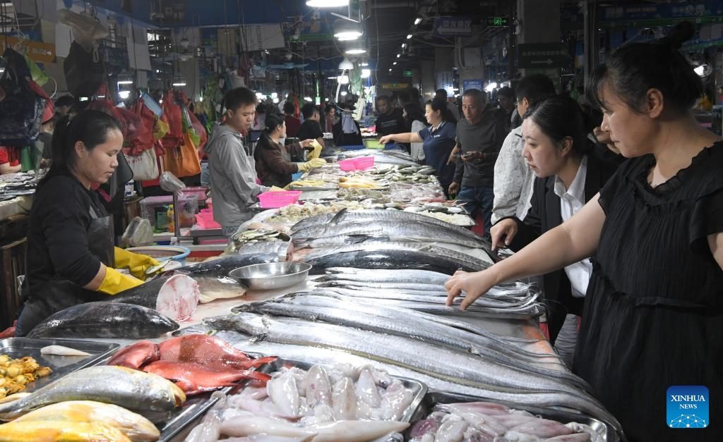 A glimpse of food market in Sanya, China's Hainan