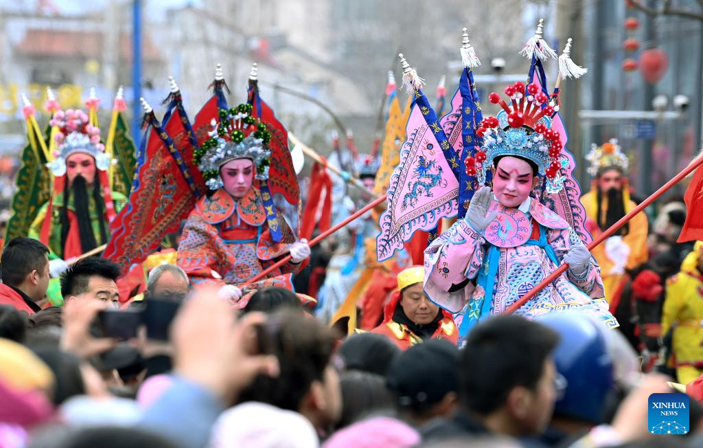 Shehuo folk performance staged to mark Lantern Festival in Longxian County of NW China's Shaanxi