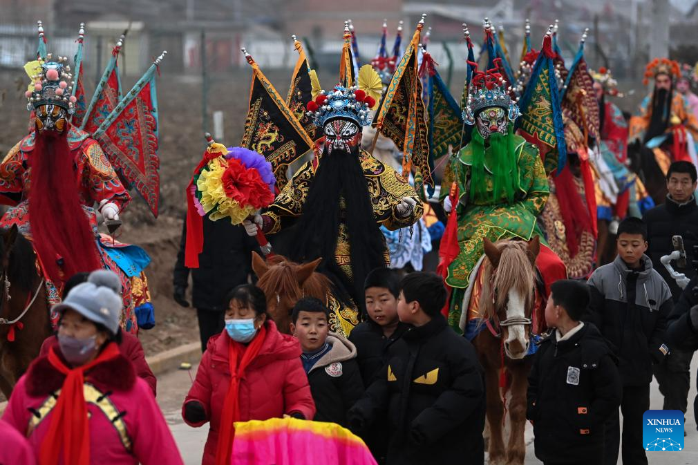 Shehuo folk performance staged to mark Lantern Festival in Longxian County of NW China's Shaanxi