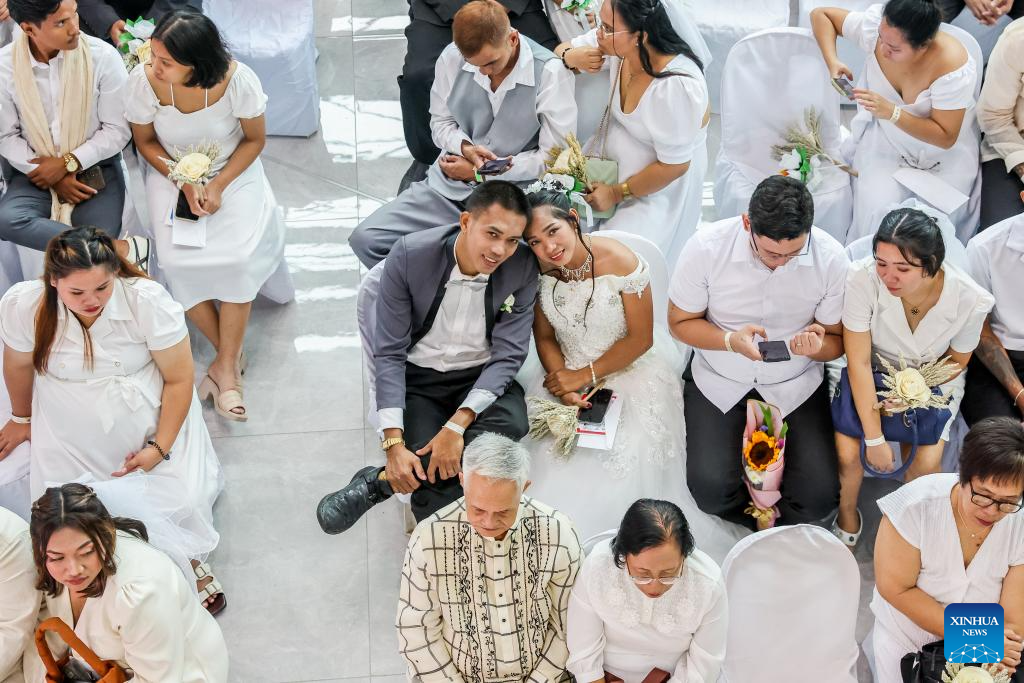 Mass wedding held in in Quezon City, Philippines