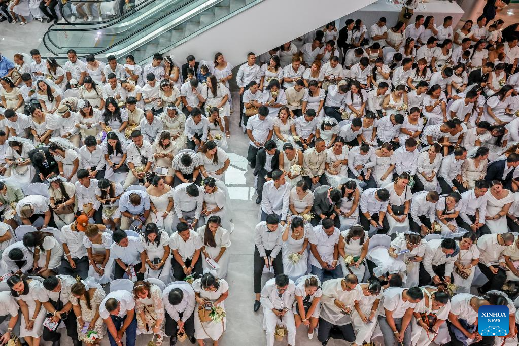 Mass wedding held in in Quezon City, Philippines