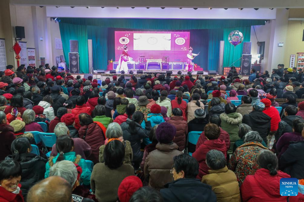 People celebrate Lantern Festival in Ruhong Village, China's Zhejiang